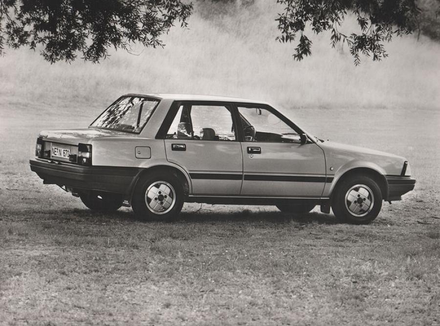 Datsun Stanza Sedan 1981 года  (фото 5 из 5)